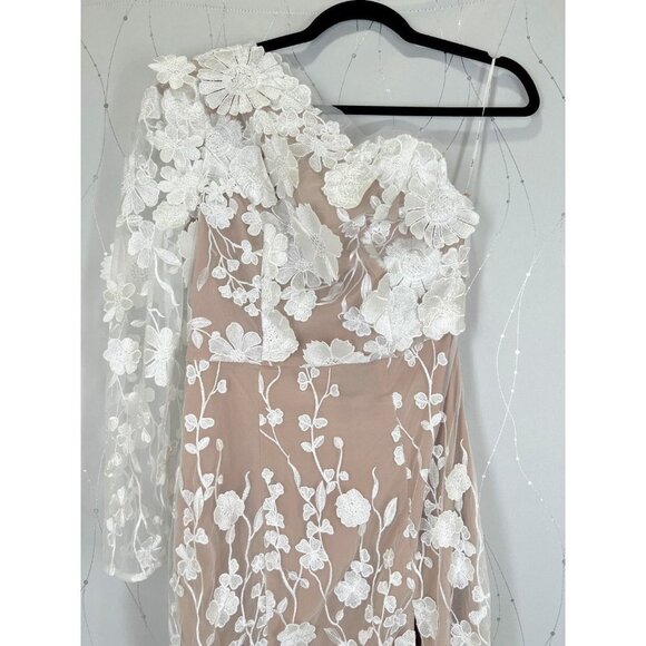 NWT ELLIATT Ellery 3D Flower Gown in Ivory & Nude $846 - Picture 6 of 16